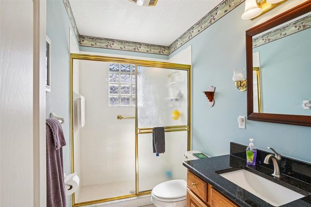 305 JUNIPER WAY, Tavares, FL 32778