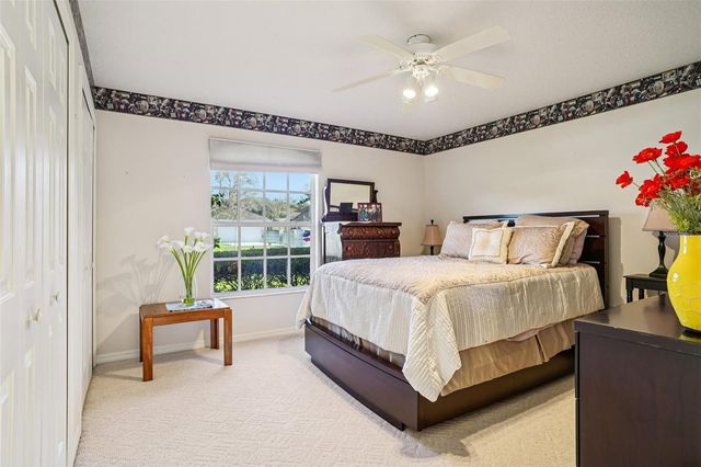 305 JUNIPER WAY, Tavares, FL 32778