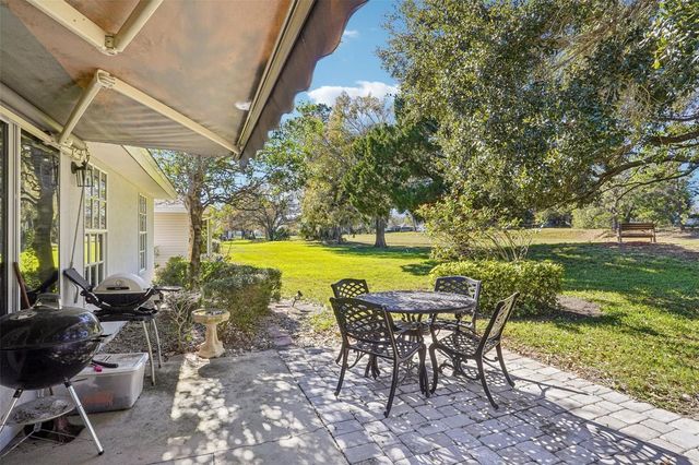 305 JUNIPER WAY, Tavares, FL 32778