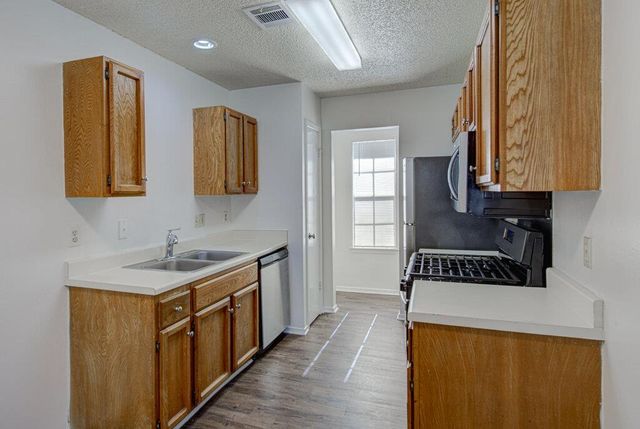 8118 W Gate BLVD B, Austin, TX 78745