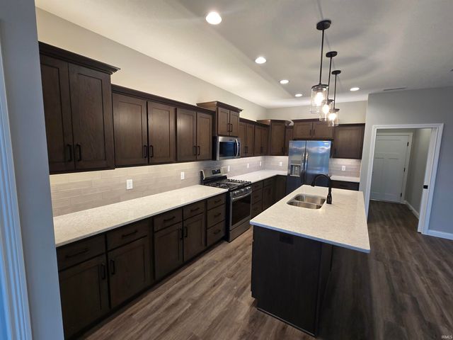 14175 Hughies Cove, Fort Wayne, IN 46845