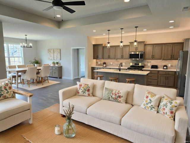 14175 Hughies Cove, Fort Wayne, IN 46845