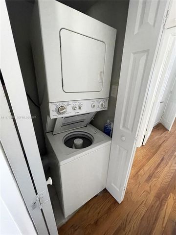 8345 Byron Ave 1, Miami Beach, FL 33141