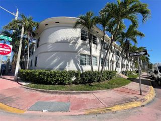 8345 Byron Ave 1, Miami Beach, FL 33141