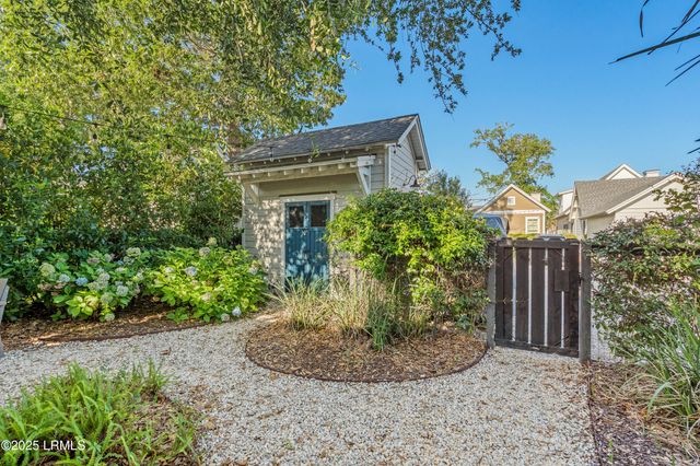 7 Canton Row, Beaufort, SC 29906