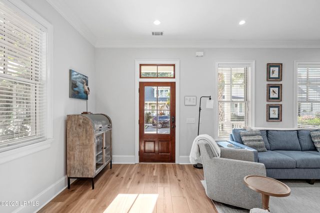 7 Canton Row, Beaufort, SC 29906