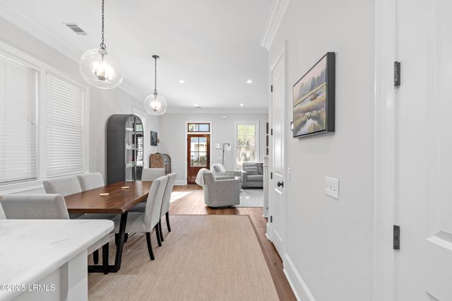 7 Canton Row, Beaufort, SC 29906