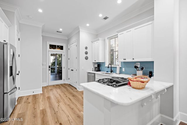 7 Canton Row, Beaufort, SC 29906