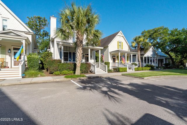 7 Canton Row, Beaufort, SC 29906