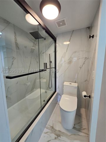 15888 SW 95th Ave 210, Miami, FL 33157
