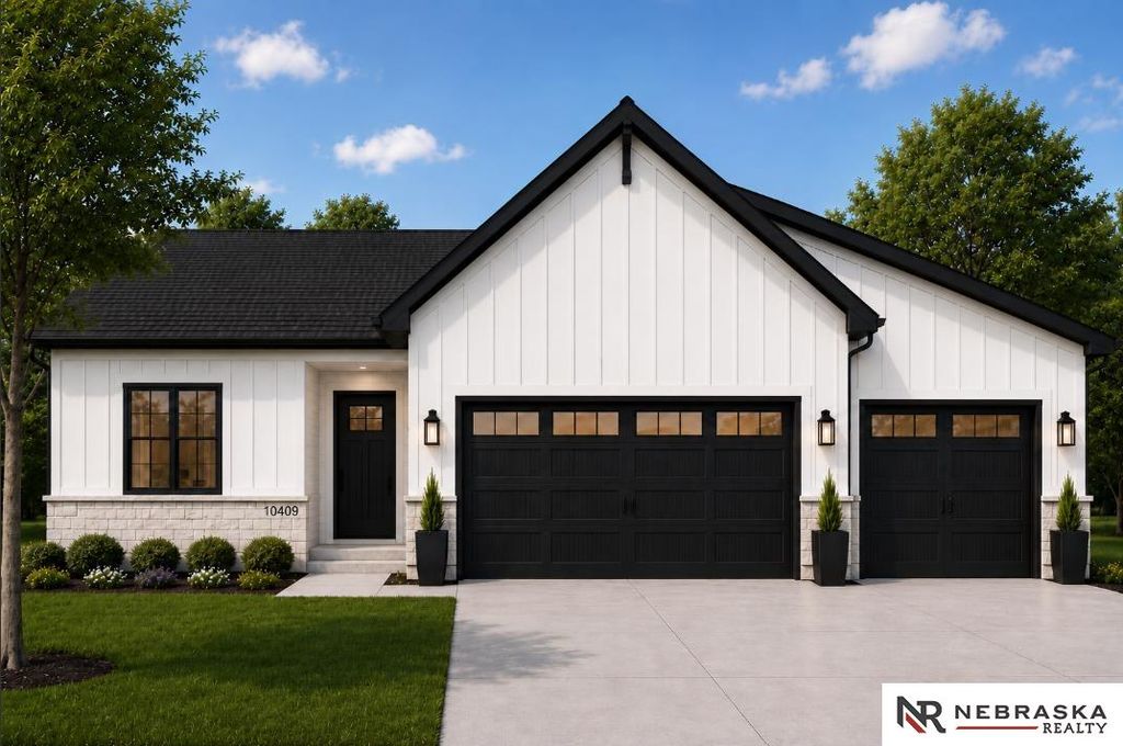 10409 Rosewater Parkway, Bennington, NE 68007