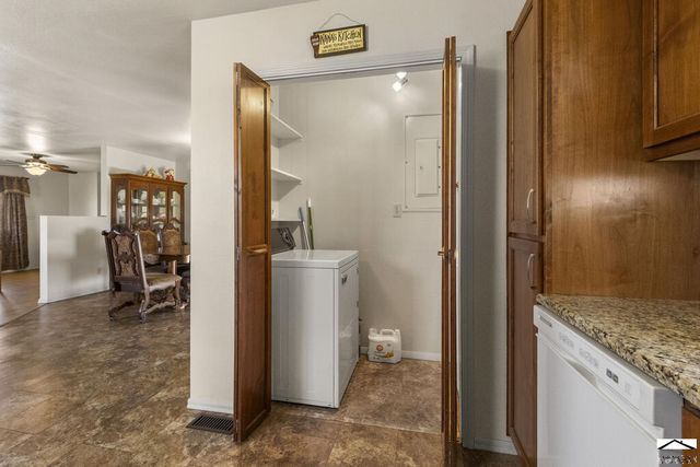 5350 E Red Creek Springs Rd, Pueblo, CO 81005
