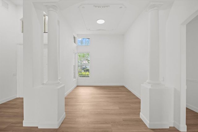 7558 Tarpon Cove Circle, Greenacres, FL 33467