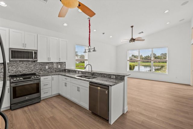 7558 Tarpon Cove Circle, Greenacres, FL 33467