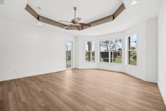 7558 Tarpon Cove Circle, Greenacres, FL 33467