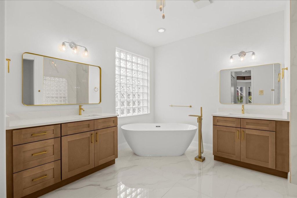 7558 Tarpon Cove Circle, Greenacres, FL 33467