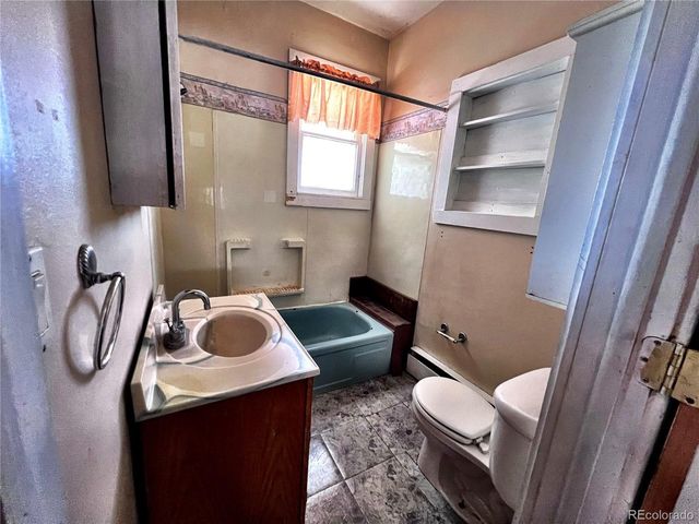 125 7th St, Hugo, CO 80821