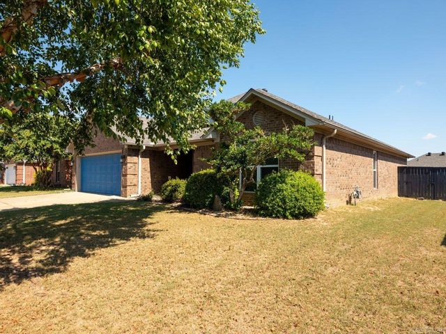 2530 Zoysia Lane, Conway, AR 72034