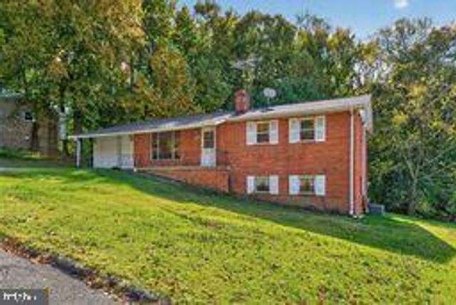 4809 WOOD RD, Temple Hills, MD 20748