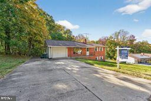 4809 WOOD RD, Temple Hills, MD 20748