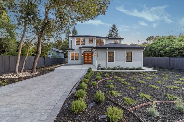 1066 Larch Avenue, Moraga, CA 94556