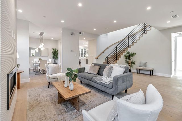 1066 Larch Avenue, Moraga, CA 94556