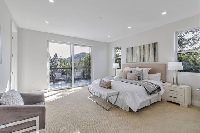 1066 Larch Avenue, Moraga, CA 94556