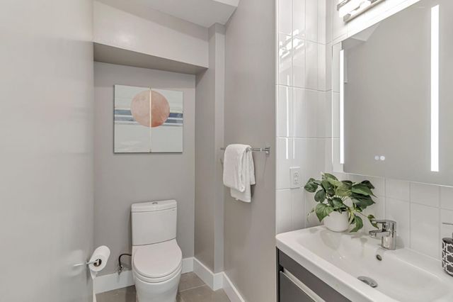 1066 Larch Avenue, Moraga, CA 94556