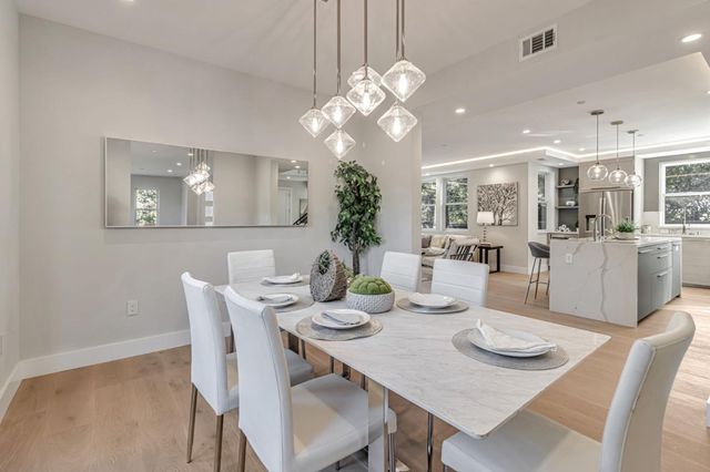 1066 Larch Avenue, Moraga, CA 94556