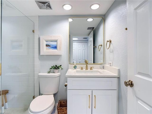 979 E Gulf DR D433, Sanibel, FL 33957