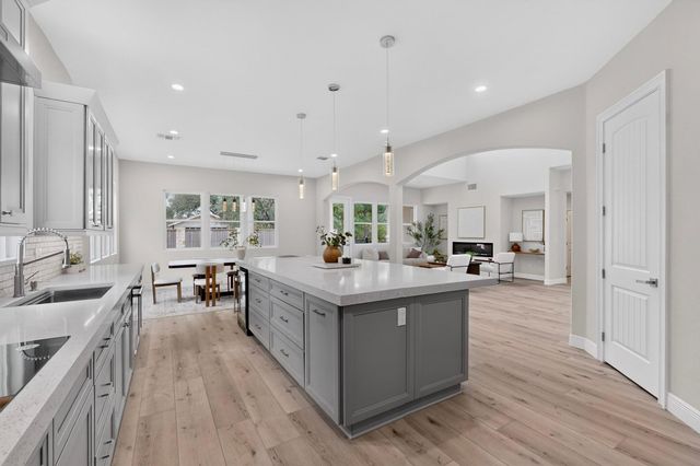 13201 Mansfield DR, Austin, TX 78732