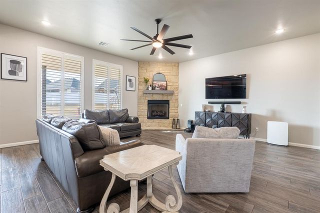 2700 Woodlawn Court, Shawnee, OK 74804