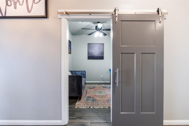 2700 Woodlawn Court, Shawnee, OK 74804