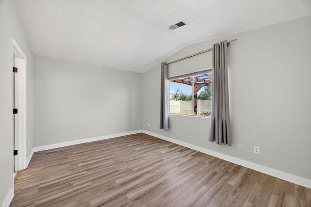 2500 Stallion Loop SE, Rio Rancho, NM 87124