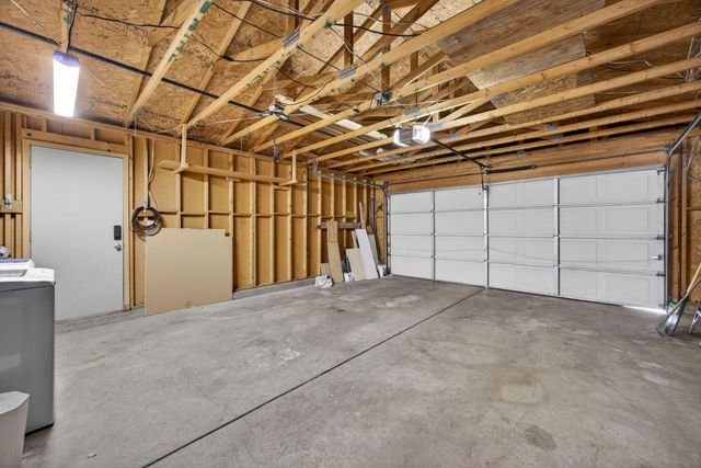 2500 Stallion Loop SE, Rio Rancho, NM 87124