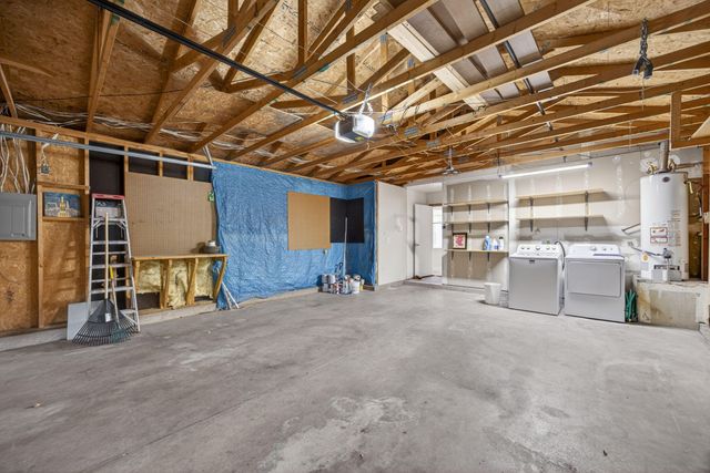 2500 Stallion Loop SE, Rio Rancho, NM 87124