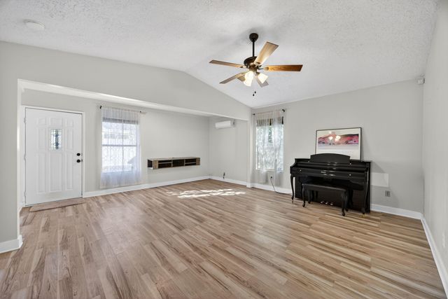 2500 Stallion Loop SE, Rio Rancho, NM 87124