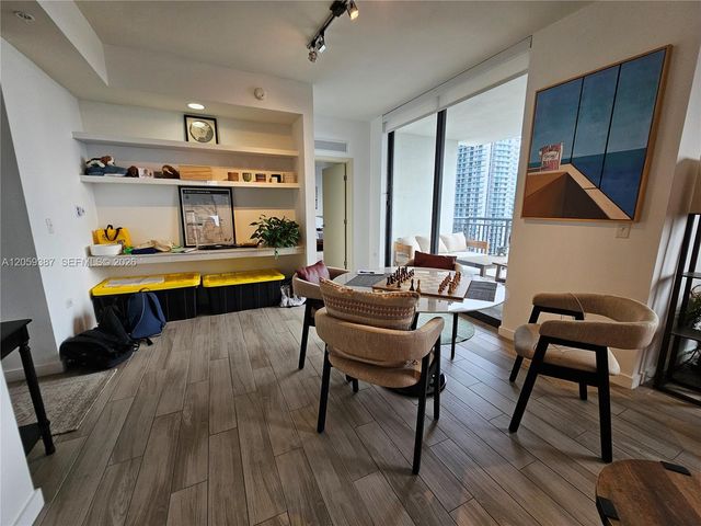 999 SW 1st Ave 3004, Miami, FL 33130