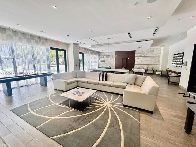 999 SW 1st Ave 3004, Miami, FL 33130