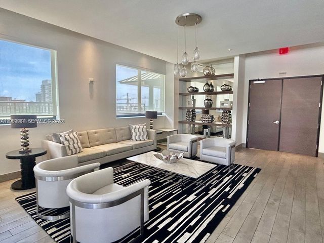 999 SW 1st Ave 3004, Miami, FL 33130