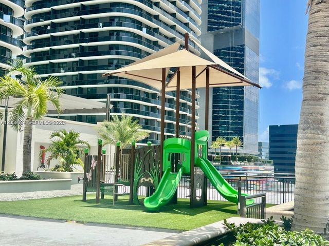 999 SW 1st Ave 3004, Miami, FL 33130
