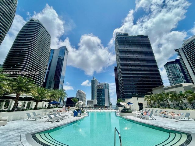 999 SW 1st Ave 3004, Miami, FL 33130