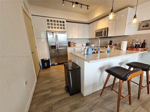 999 SW 1st Ave 3004, Miami, FL 33130