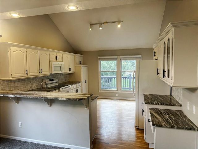 8503 W 156 Terrace, Overland Park, KS 66223