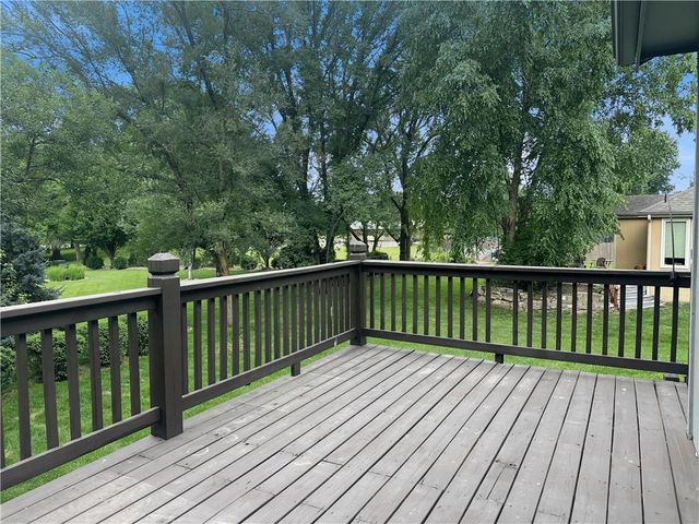8503 W 156 Terrace, Overland Park, KS 66223