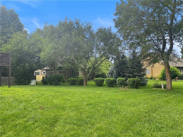 8503 W 156 Terrace, Overland Park, KS 66223