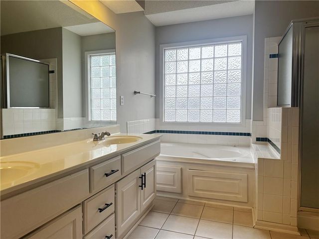 8503 W 156 Terrace, Overland Park, KS 66223