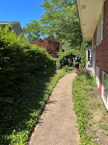 5343 BONDY Drive, Millcreek, PA 16509