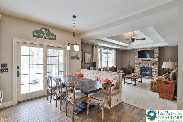 409 Colver Road, Bushkill Twp, PA 18064