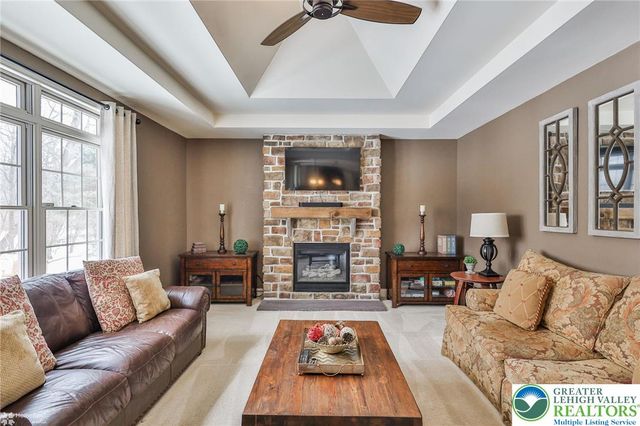 409 Colver Road, Bushkill Twp, PA 18064